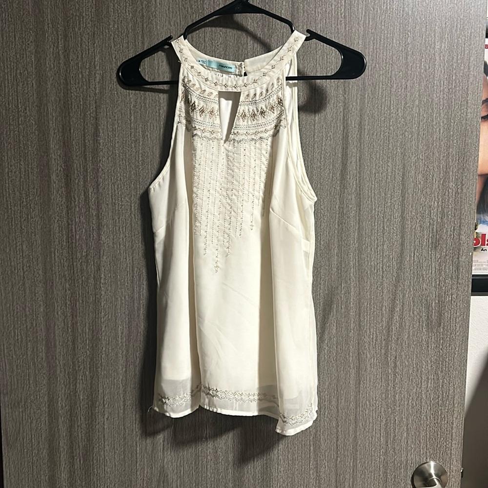 Maurice’s top